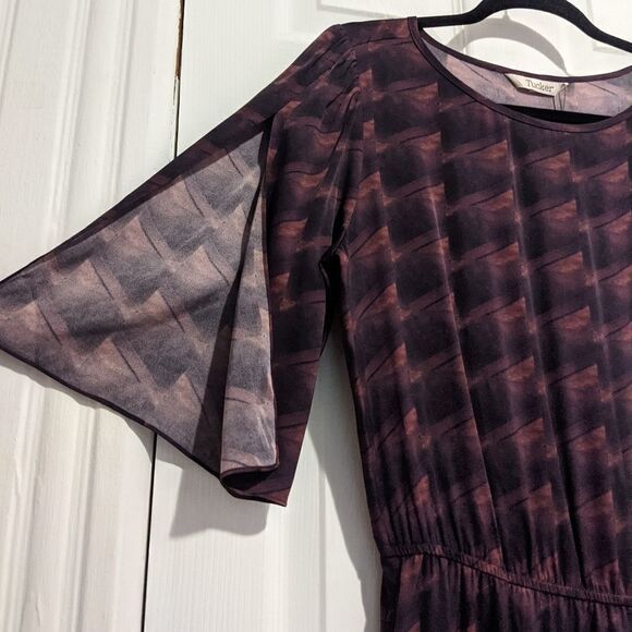 Tucker The Open Sleeve Mini Dress La Fedora Silk Dark Pink Black - Picture 2 of 11